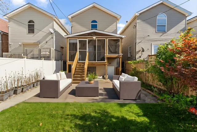 $300,000 | 6852 South Michigan Avenue, Chicago, IL 60637