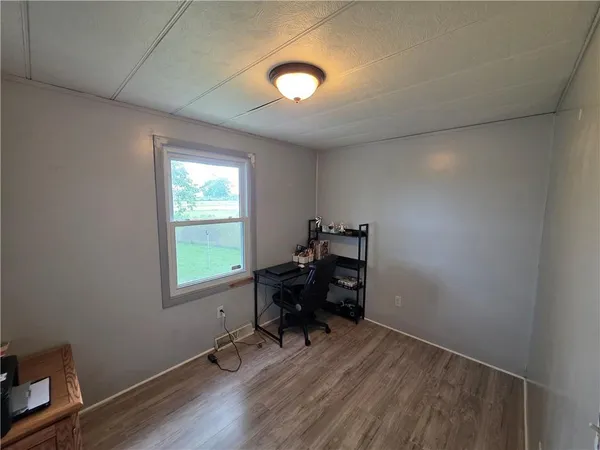 $324,900 | 27722 Highway 7, Harrisonville, MO 64701