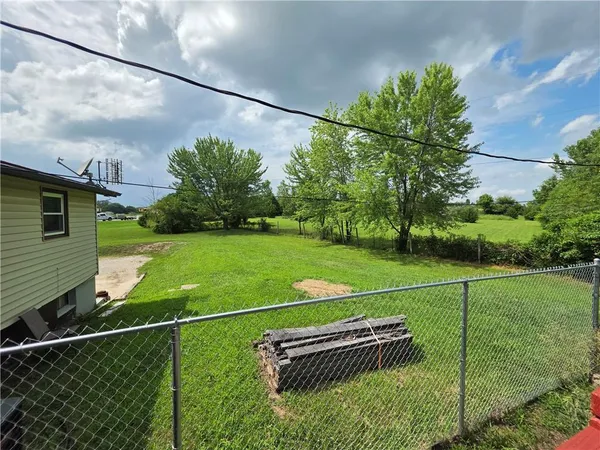 $324,900 | 27722 Highway 7, Harrisonville, MO 64701