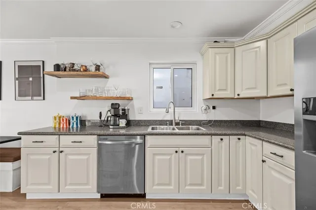 $6,200 | 1059 West Sepulveda Street, San Pedro, CA 90731