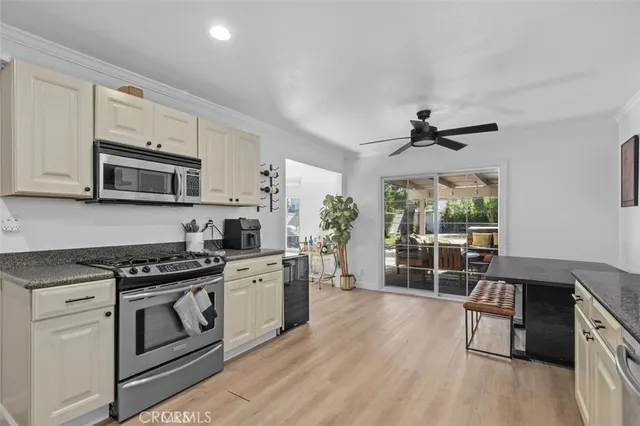 $6,200 | 1059 West Sepulveda Street, San Pedro, CA 90731