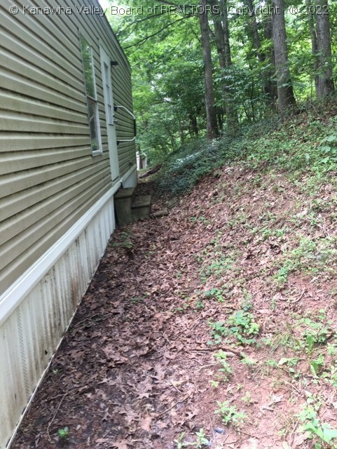 82 Arrow Point Road Ravenswood, WV 26164 - Photo 5 of 14 Gallery Image 5