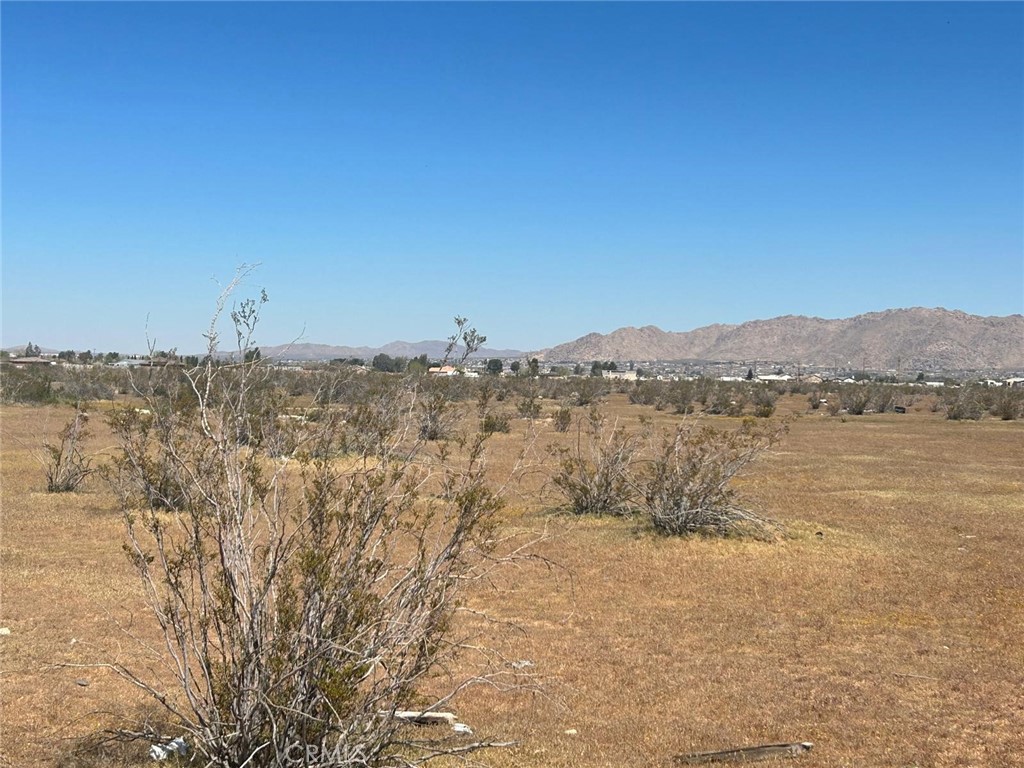 20 Matawan Road Apple Valley, CA 92308 - Photo 6 of 13 a view of lake and mountain