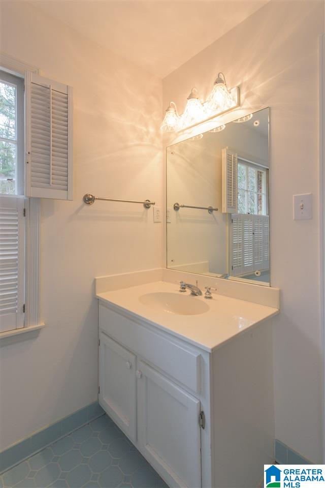 4604 Pine Mountain Road Birmingham, AL 35213 - Photo 32 of 50