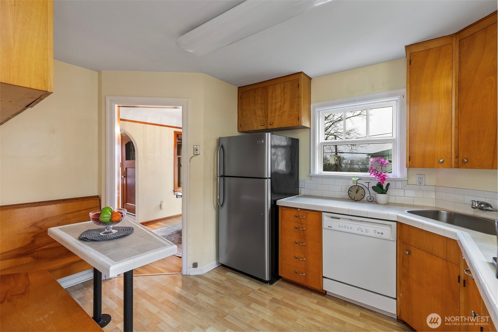 1142 Scott Avenue Bremerton, WA 98310 - Photo 13 of 38