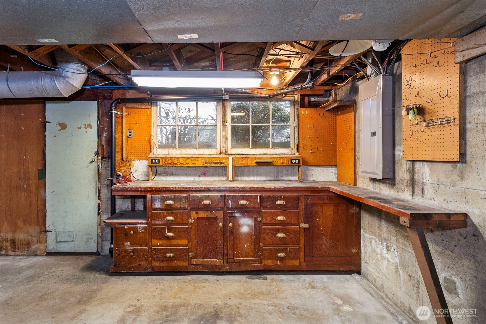 1142 Scott Avenue Bremerton, WA 98310 - Photo 25 of 38