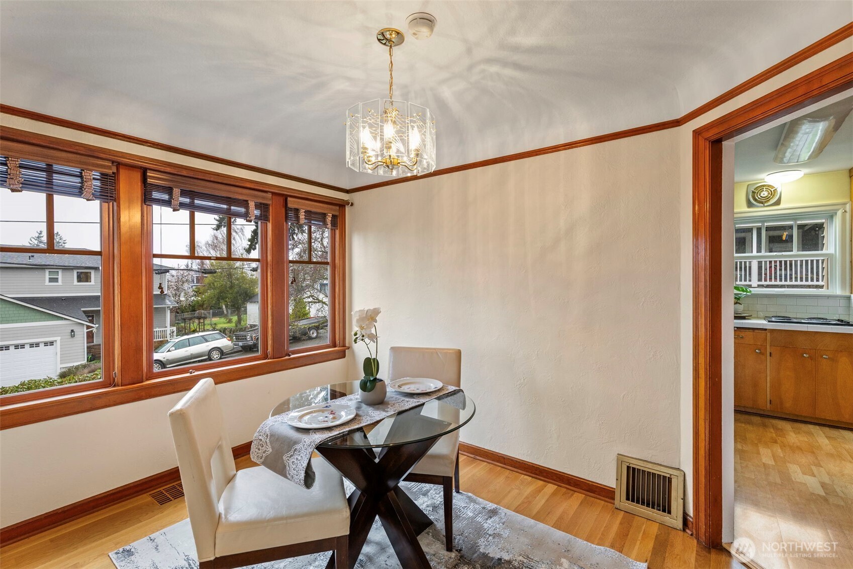 1142 Scott Avenue Bremerton, WA 98310 - Photo 9 of 38