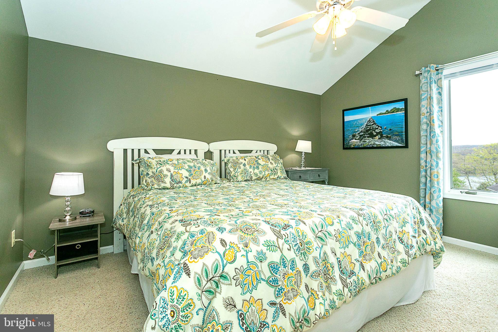 175 Roman Ridge Road, Unit 15 Oakland, MD 21550 - Photo 26 of 55 Upper level bedroom 1