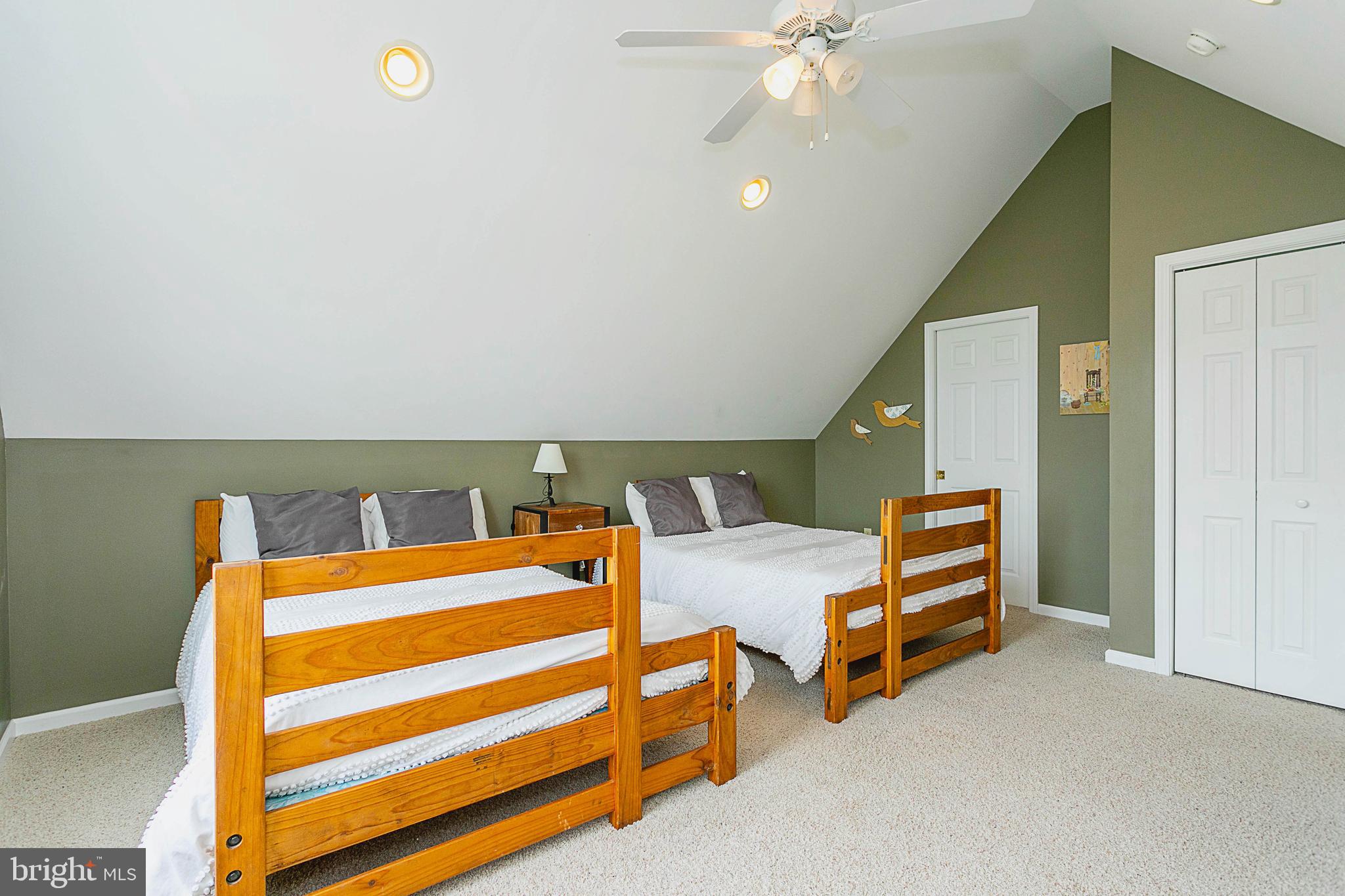 175 Roman Ridge Road, Unit 15 Oakland, MD 21550 - Photo 40 of 55 Fourth level bedroom