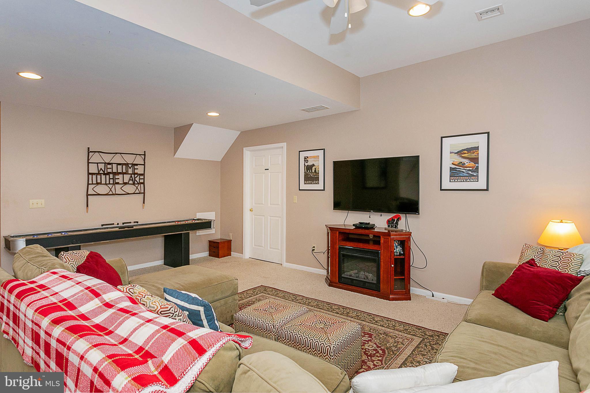 175 Roman Ridge Road, Unit 15 Oakland, MD 21550 - Photo 43 of 55 Lower level living area