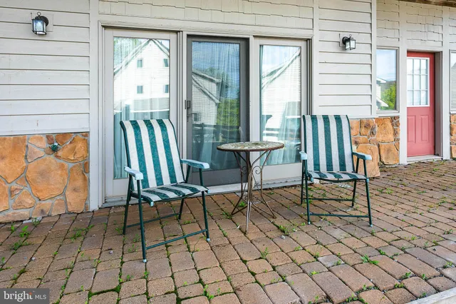 $537,500 | 175 Roman Ridge Road, Unit 15, Oakland, MD 21550