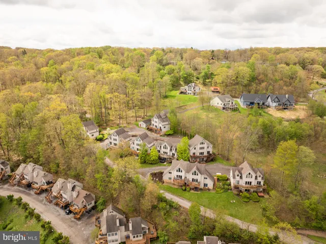 $537,500 | 175 Roman Ridge Road, Unit 15, Oakland, MD 21550