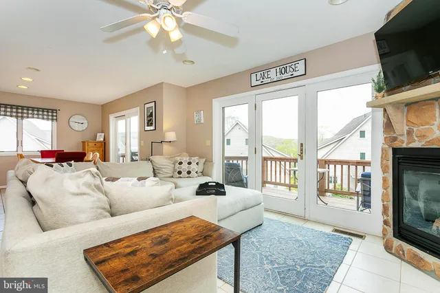 $537,500 | 175 Roman Ridge Road, Unit 15, Oakland, MD 21550