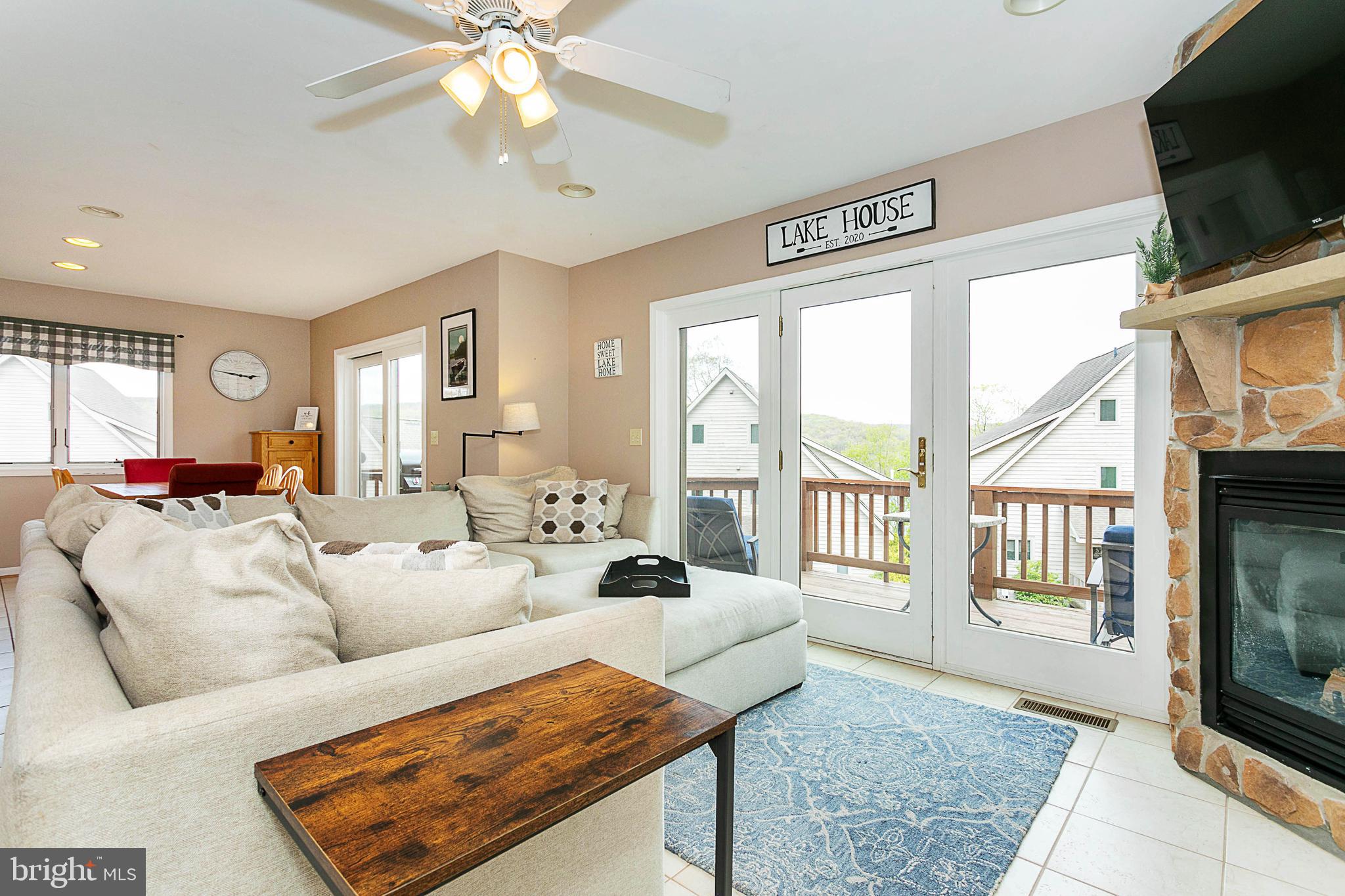 175 Roman Ridge Road, Unit 15 Oakland, MD 21550 - Photo 8 of 55 Main level living area