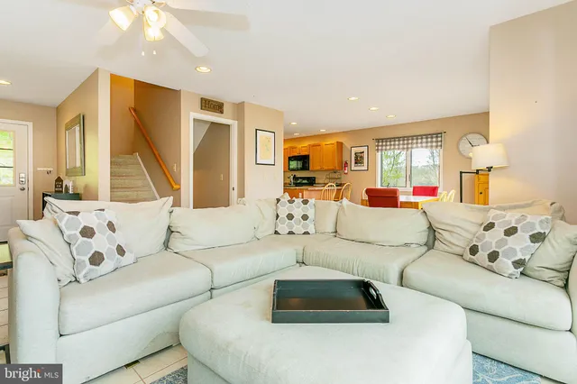 $537,500 | 175 Roman Ridge Road, Unit 15, Oakland, MD 21550