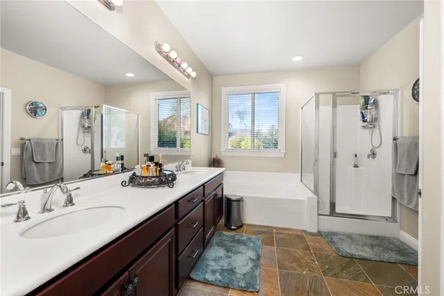 $945,000 | 32685 Blue Mist Way, Wildomar, CA 92595