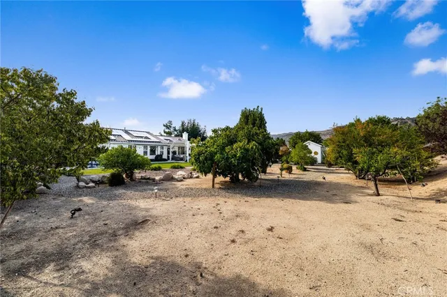 $945,000 | 32685 Blue Mist Way, Wildomar, CA 92595