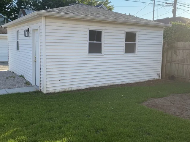 $869,000 | 6109 West Berenice Avenue, Chicago, IL 60634