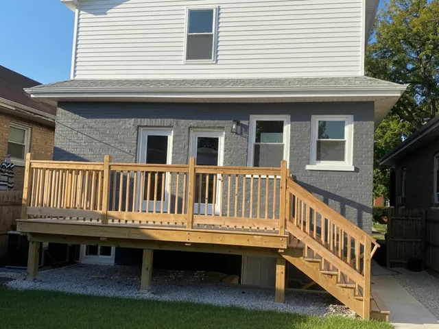 $869,000 | 6109 West Berenice Avenue, Chicago, IL 60634