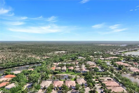 $699,000 | 28032 Eagle Ray Court, Bonita Springs, FL 34135