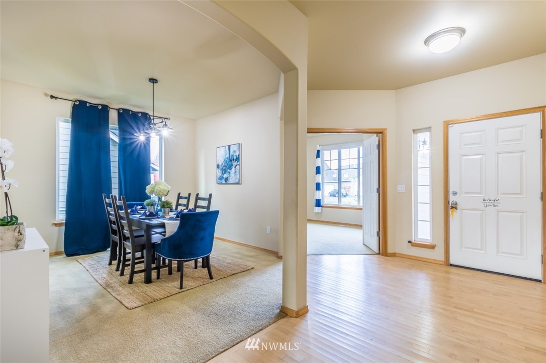 7253 Radius Loop Southeast Lacey, WA 98513 - Photo 3 of 25 Gallery Image 3