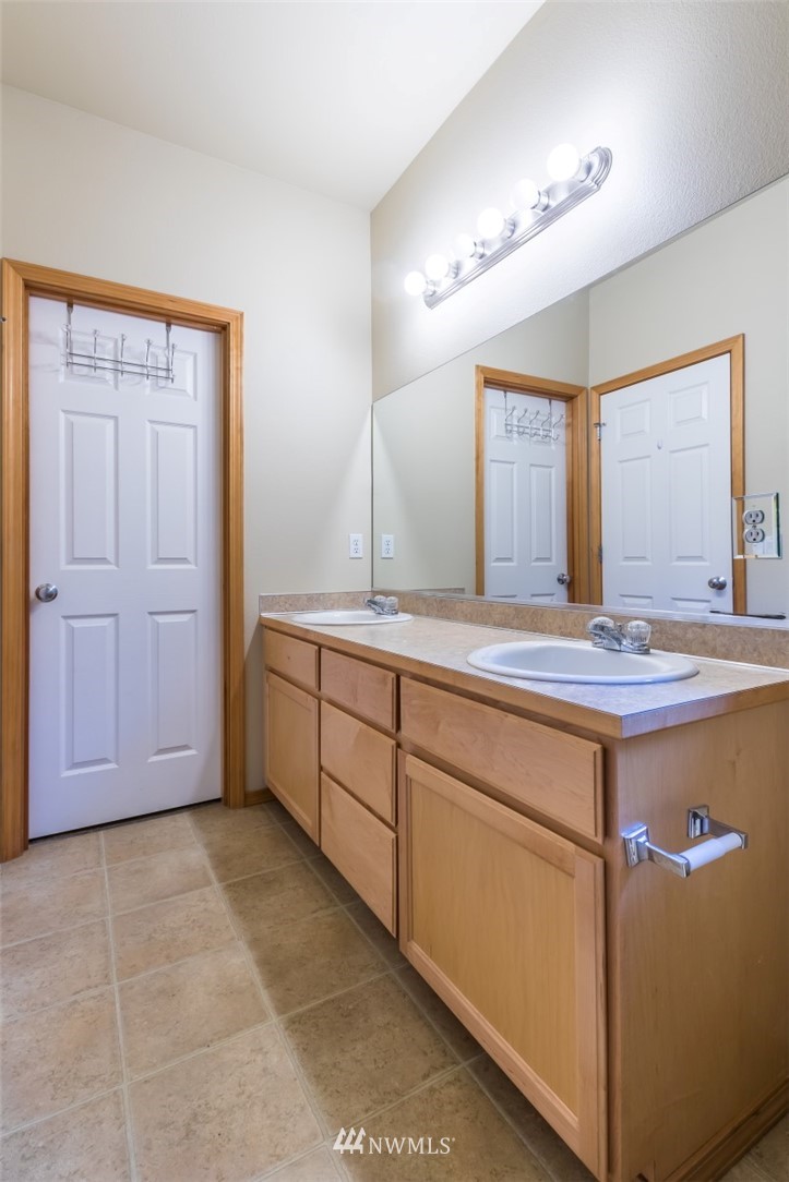 7253 Radius Loop Southeast Lacey, WA 98513 - Photo 22 of 25 Gallery Image 22