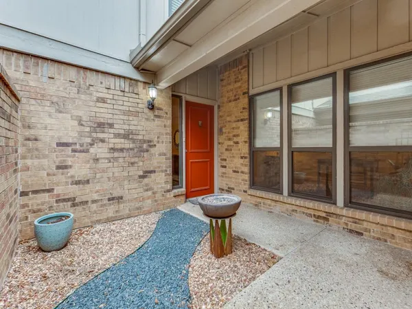 $480,000 | 12275 Montego Plaza, Dallas, TX 75230