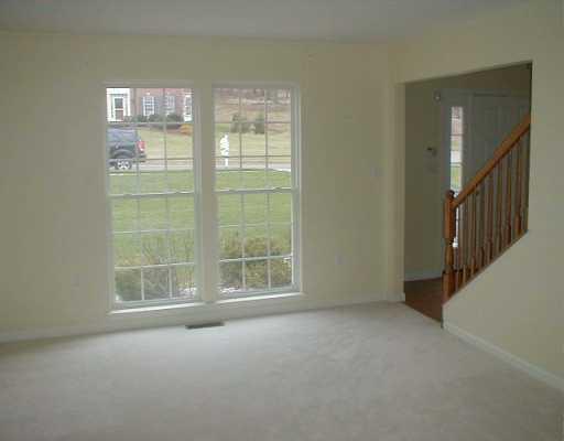 554 Meade Drive McKees Rocks, PA 15136 - Photo 2 of 8 Den/Family/Great Room.