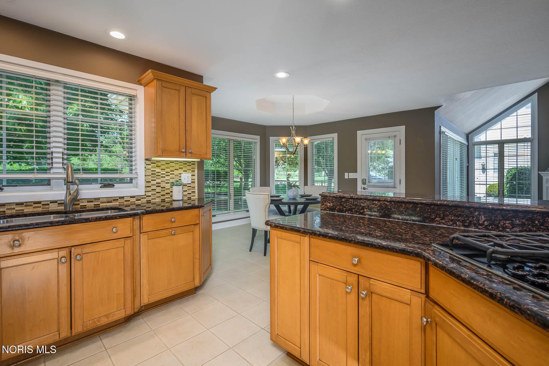 26245 Seminary Road Perrysburg, OH 43551 - Photo 19 of 55 Gallery Image 19