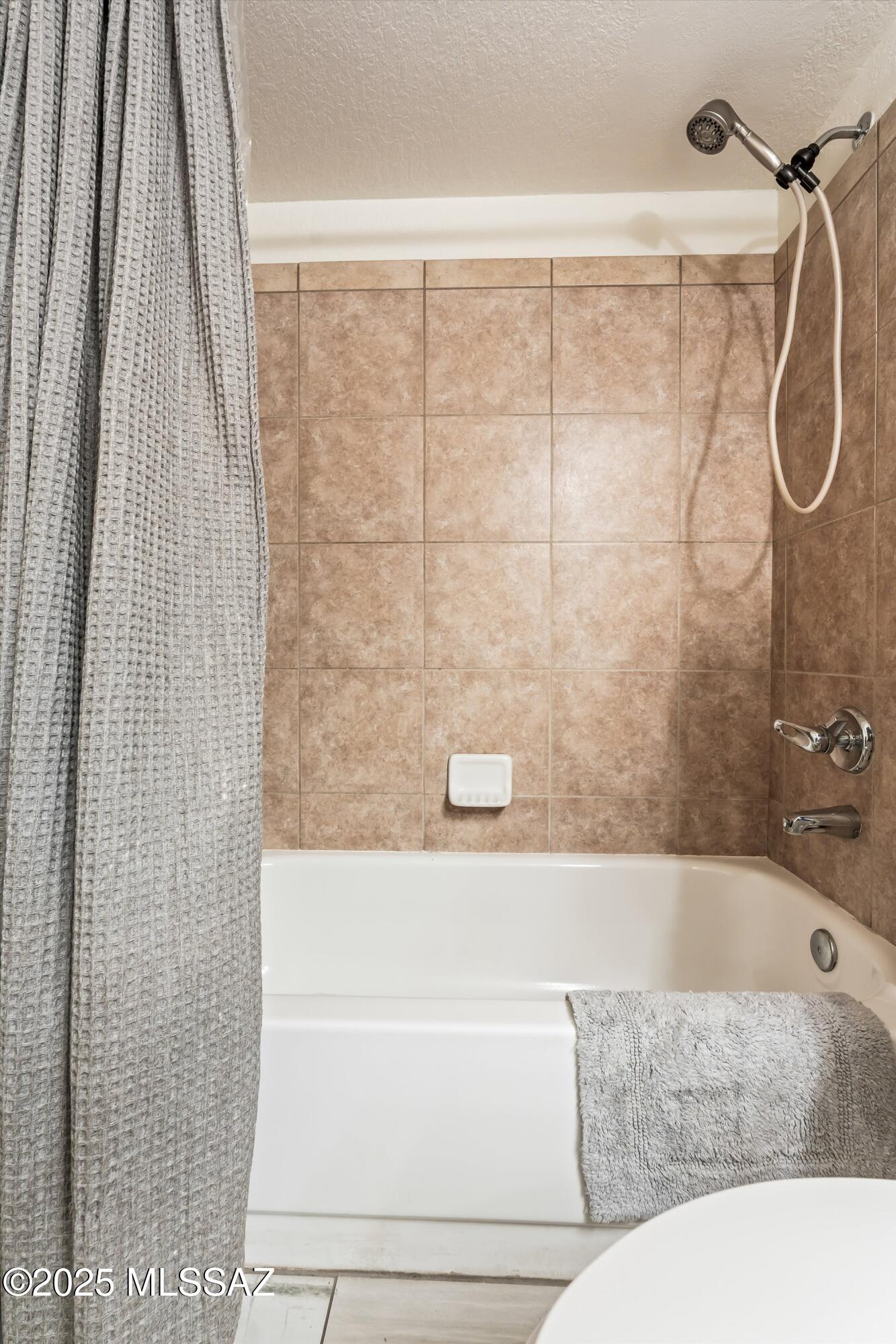 5800 North Kolb Road, Unit 1104 Tucson, AZ 85750 - Photo 27 of 44 5800 N Kolb Lane 1104