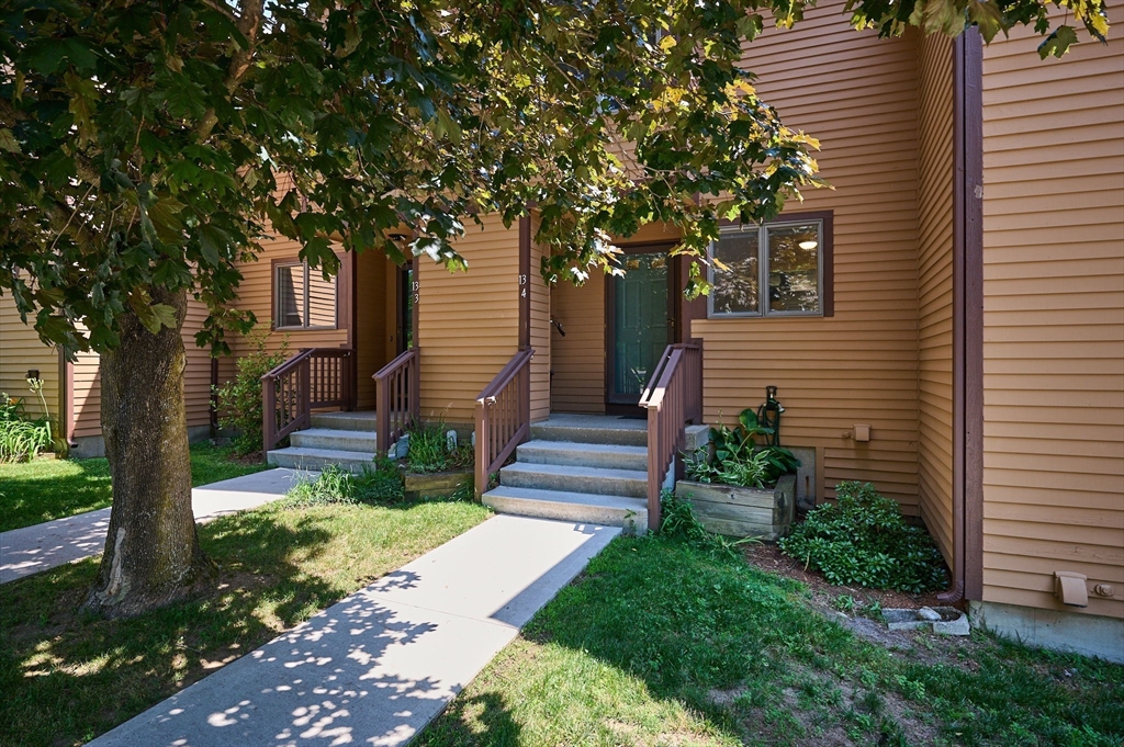 575 Bridge Road, Unit 134 Northampton, MA 01062 - Photo 3 of 35
