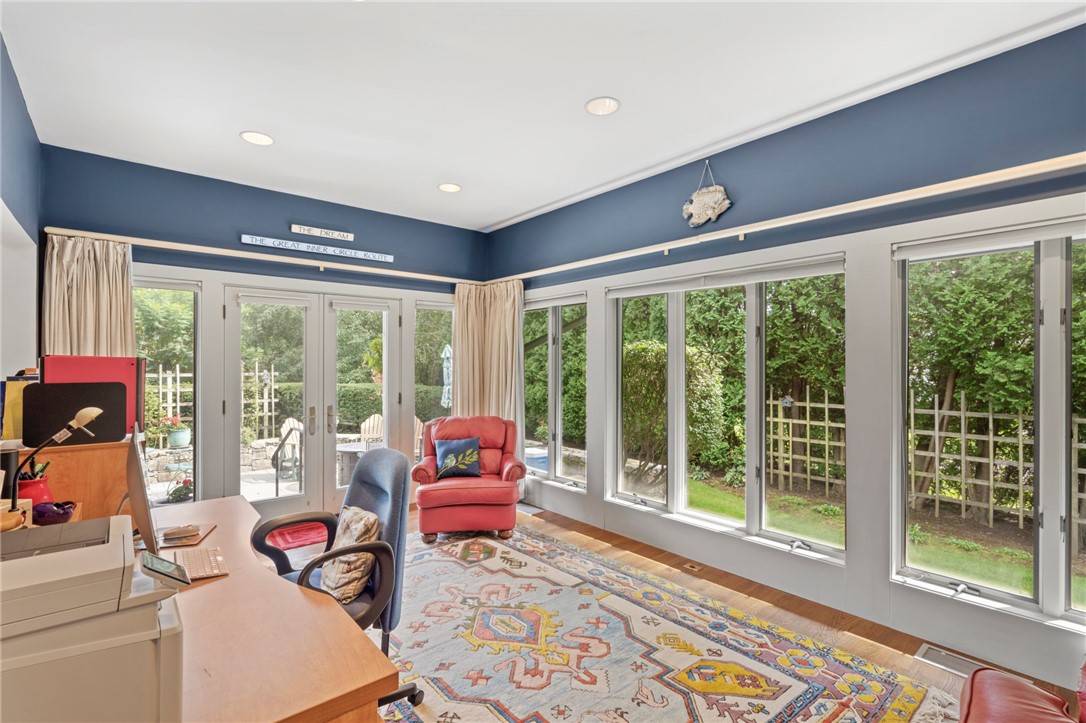 38 Beacon Avenue Warwick, RI 02889 - Photo 19 of 44