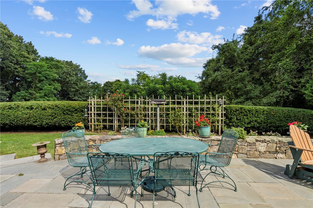 38 Beacon Avenue Warwick, RI 02889 - Photo 21 of 44