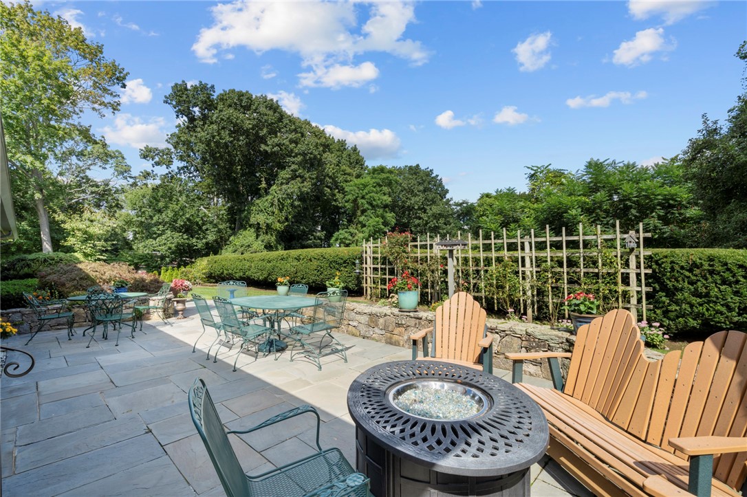 38 Beacon Avenue Warwick, RI 02889 - Photo 22 of 44