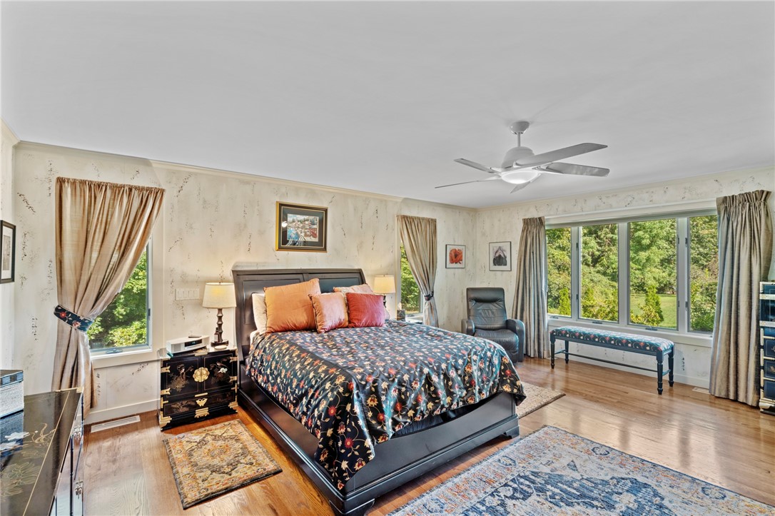 38 Beacon Avenue Warwick, RI 02889 - Photo 26 of 44