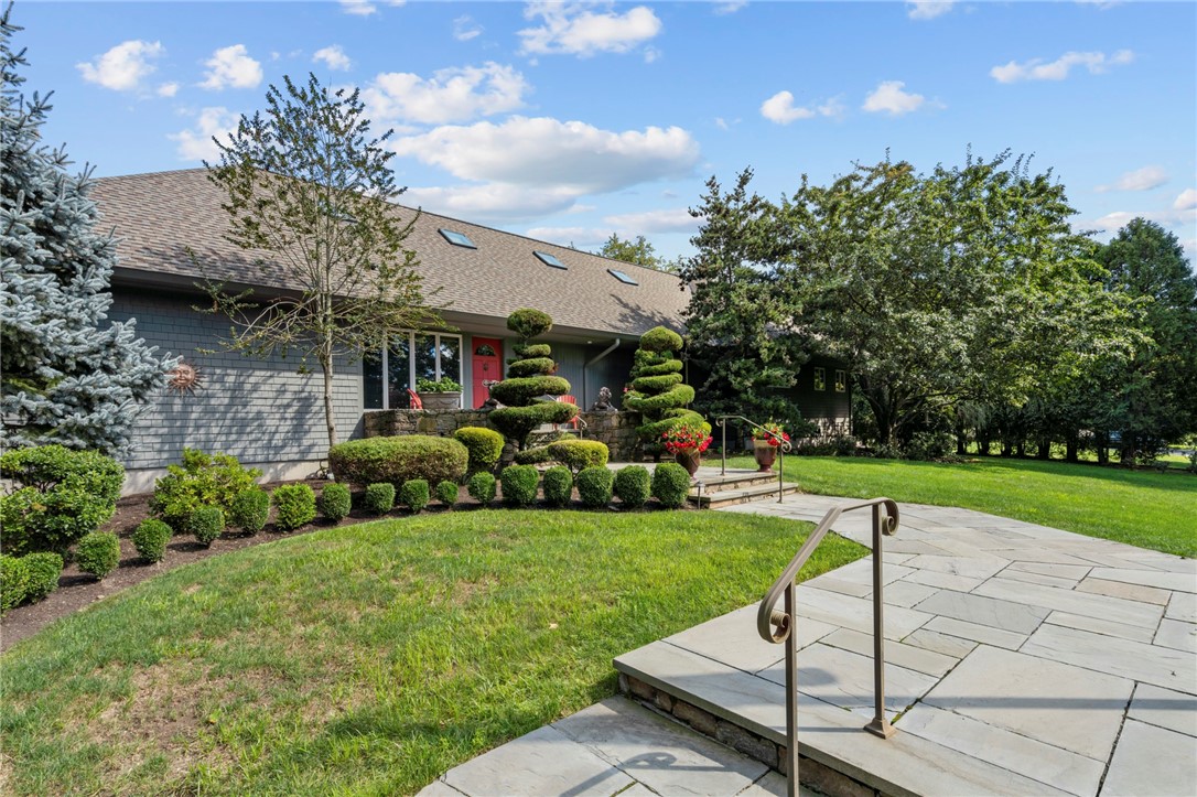 38 Beacon Avenue Warwick, RI 02889 - Photo 31 of 44