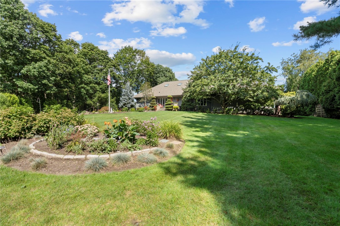 38 Beacon Avenue Warwick, RI 02889 - Photo 33 of 44