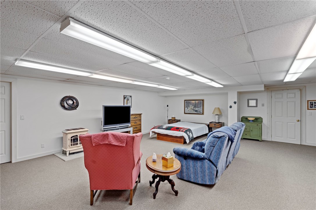 38 Beacon Avenue Warwick, RI 02889 - Photo 39 of 44