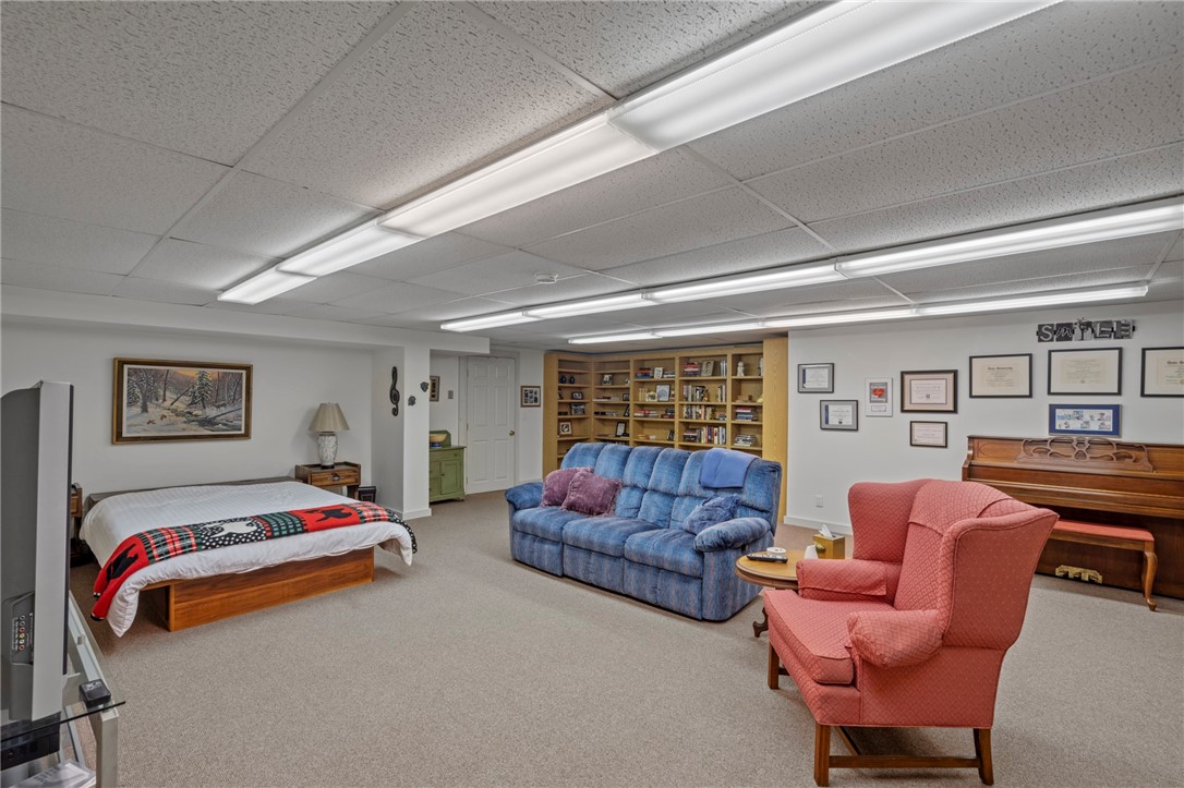 38 Beacon Avenue Warwick, RI 02889 - Photo 40 of 44