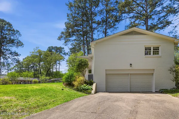 $275,000 | 4479 Northover Drive, Jackson, MS 39211