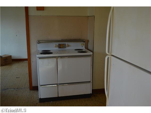 572 Prison Camp Road Dobson, NC 27017 - Photo 11 of 16 Kitchen.