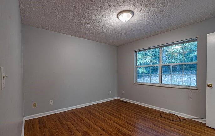 1401 Lamontville Road Decatur, TN 37322 - Photo 6 of 11 20221013153514959911000000-o