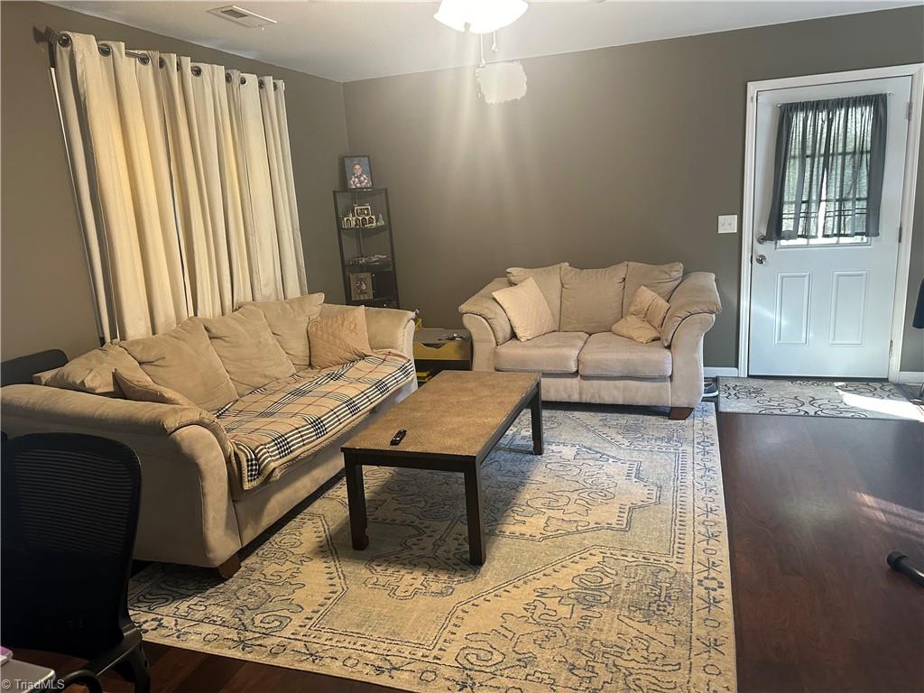 370 Northfield Drive King, NC 27021 - Photo 4 of 18