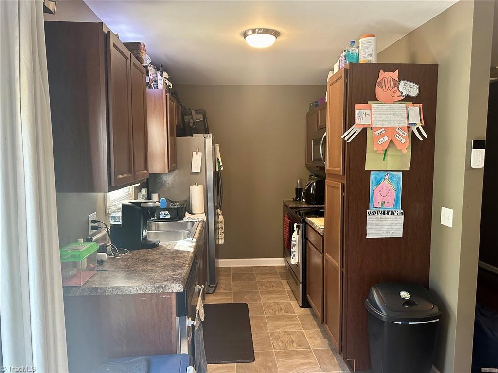 370 Northfield Drive King, NC 27021 - Photo 6 of 18