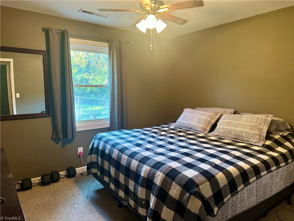 370 Northfield Drive King, NC 27021 - Photo 10 of 18