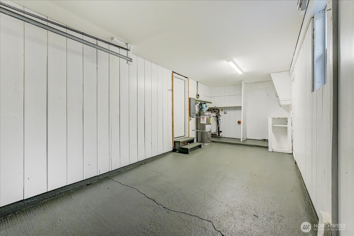 9320 31st Place Southwest Seattle, WA 98126 - Photo 16 of 25