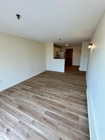 $1,675 | 502 High Street, Unit 305, Hampton, NH 03842