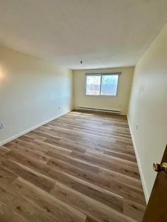 $1,675 | 502 High Street, Unit 305, Hampton, NH 03842