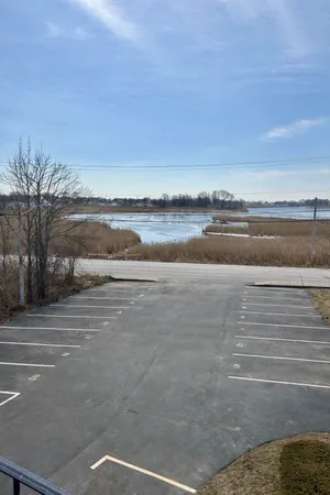 $1,675 | 502 High Street, Unit 305, Hampton, NH 03842