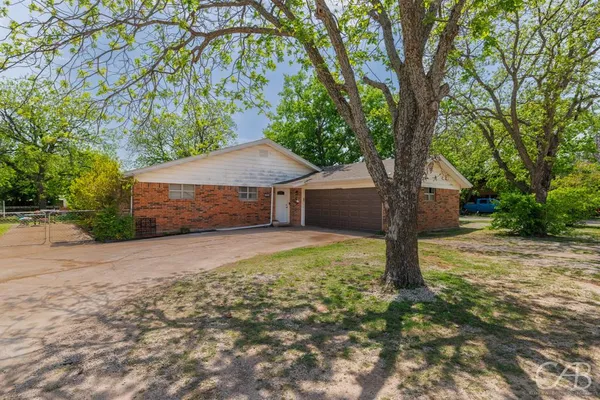 $160,000 | 489 Main Street, Lawn, TX 79530